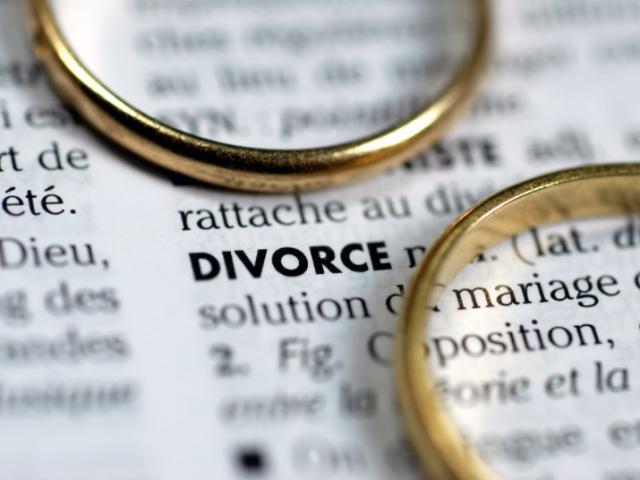 Divorce consentement mutuel vs. divorce judiciaire : Choisissez la meilleure voie